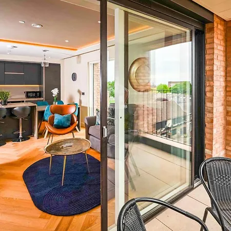 Hébergement de vacances No 3, Within The Walls, Free Parking