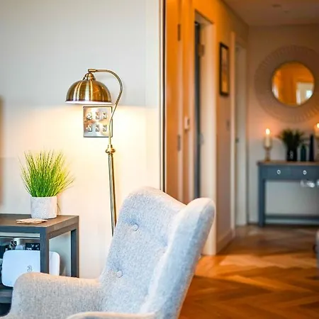 No 3, Within The Walls, Free Parking Prázdninový dům *