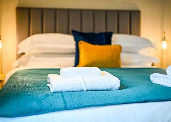 No 3, Within The Walls, Free Parking 別荘 ヨーク