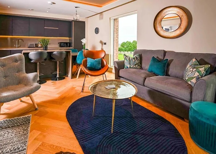 別荘 No 3, Within The Walls, Free Parking