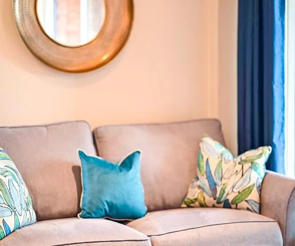 No 3, Within The Walls, Free Parking 別荘 ヨーク