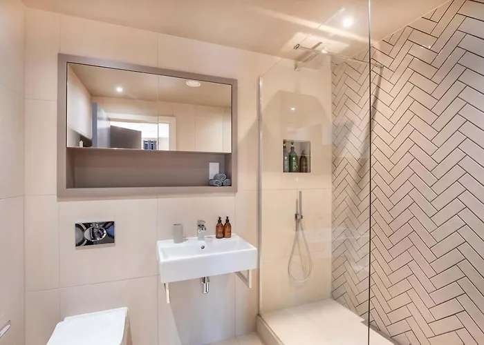 No 3, Within The Walls, Free Parking *