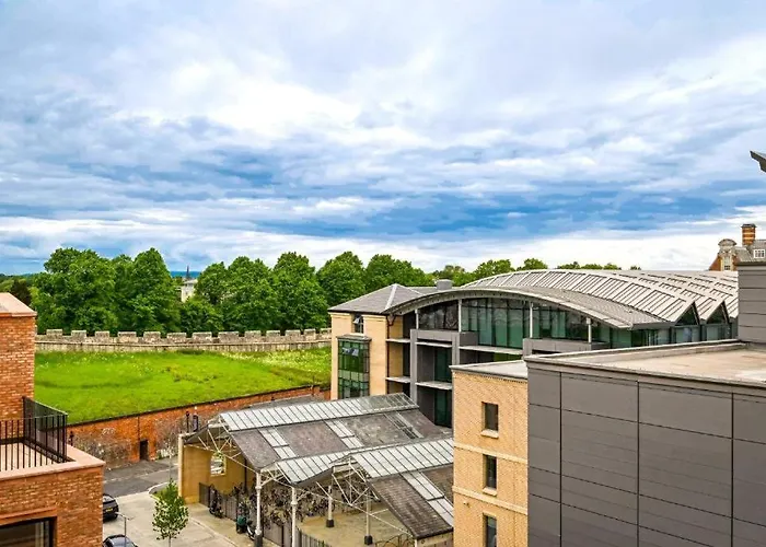 No 3, Within The Walls, Free Parking