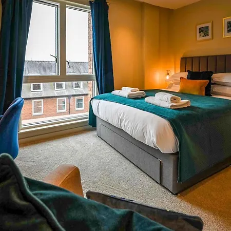 Holiday home No 3, Within The Walls, Free Parking *